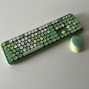 Ubotie Green Keyboard